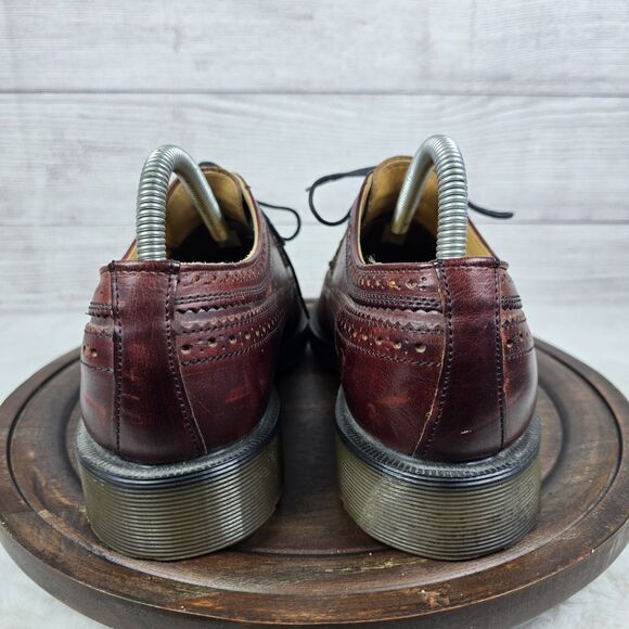 RARE VINTAGE Dr. Martens 3989 Brogue Wingtip Oxford Made In England Size 7 EU 38 main image 6